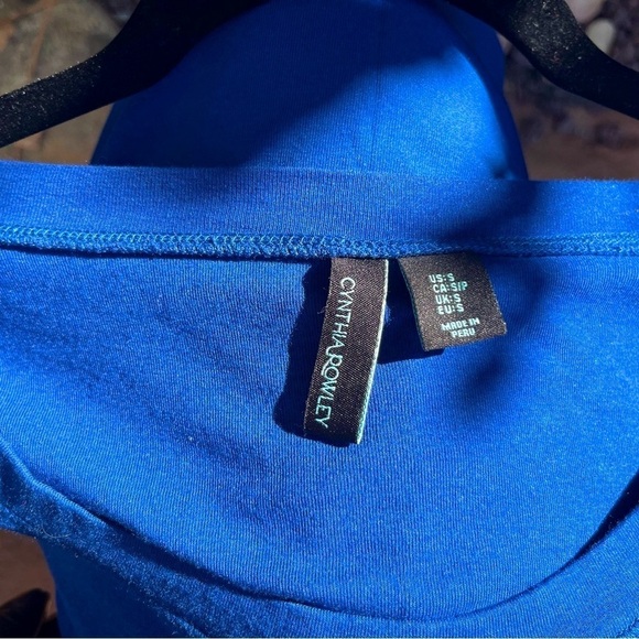 Cynthia Rowley Shirt • size Small • Royal Blue • Stretch Fitted - Picture 2 of 3